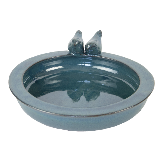 Vogelbad rond petrol